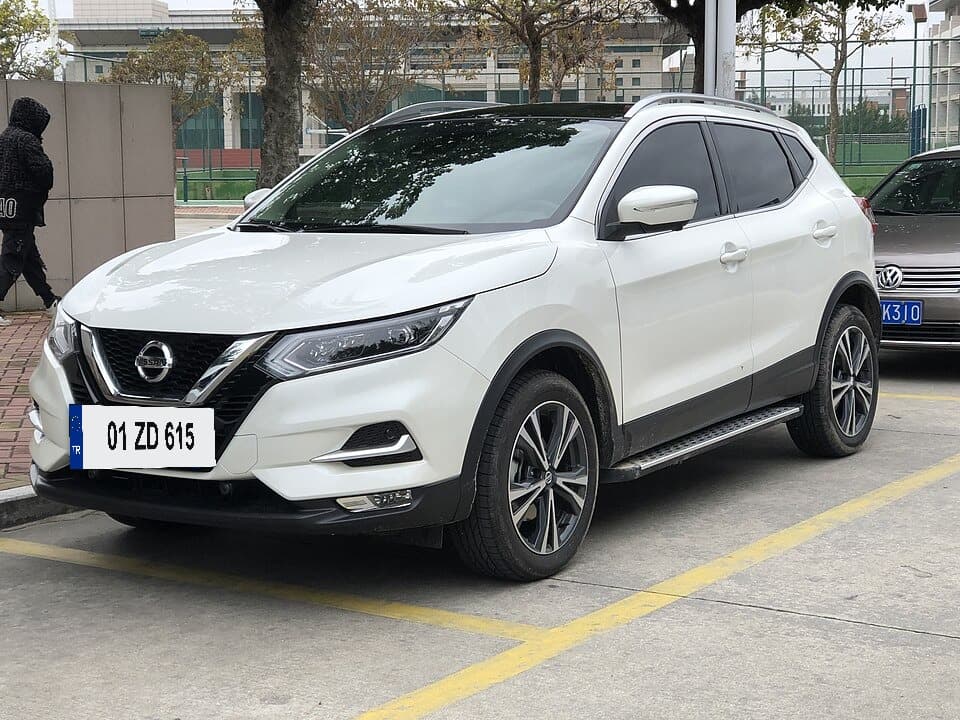 Nissan Qashqai 1.2 DIG-T Sky Pack — 2018